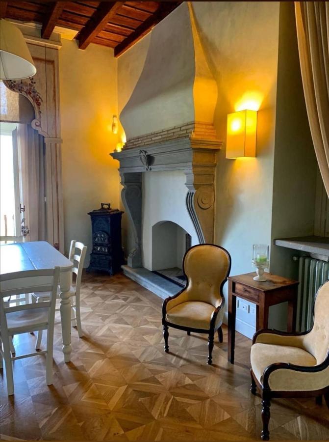 B&B Dimora Delle Donnole Bergamo Alta Bagian luar foto