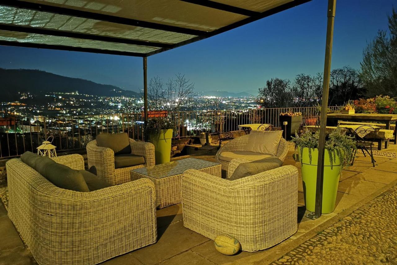 B&B Dimora Delle Donnole Bergamo Alta Bagian luar foto
