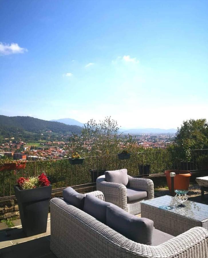 B&B Dimora Delle Donnole Bergamo Alta Bagian luar foto