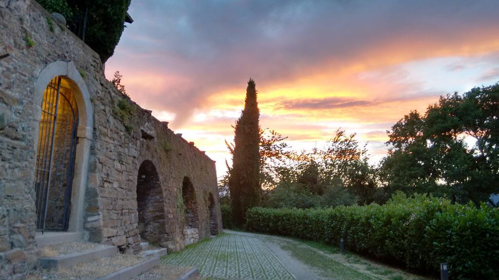 B&B Dimora Delle Donnole Bergamo Alta Bagian luar foto