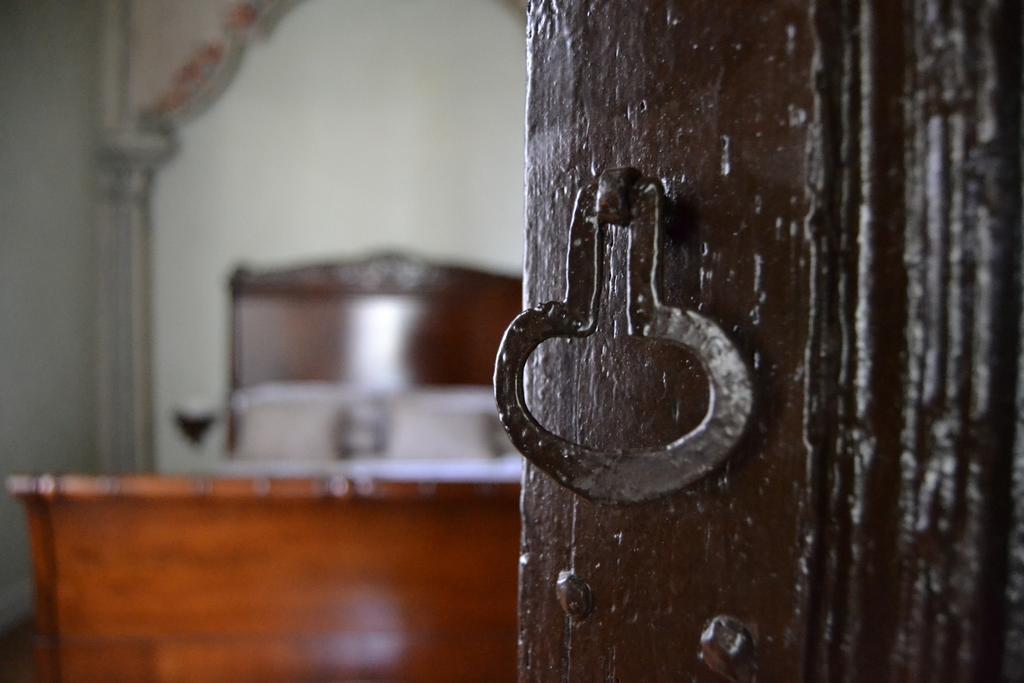 B&B Dimora Delle Donnole Bergamo Alta Ruang foto