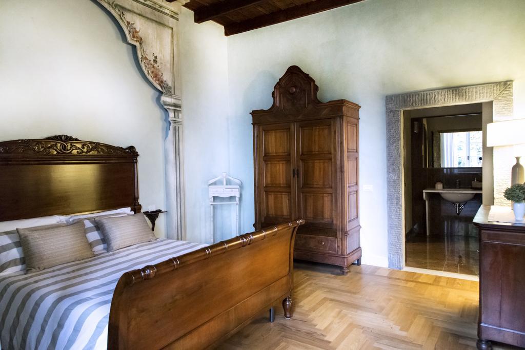 B&B Dimora Delle Donnole Bergamo Alta Ruang foto