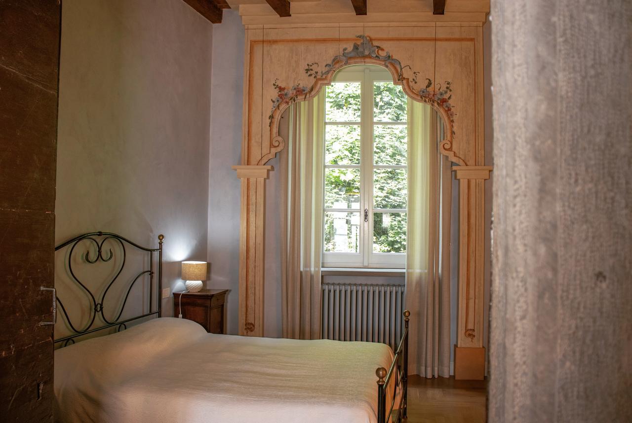 B&B Dimora Delle Donnole Bergamo Alta Bagian luar foto